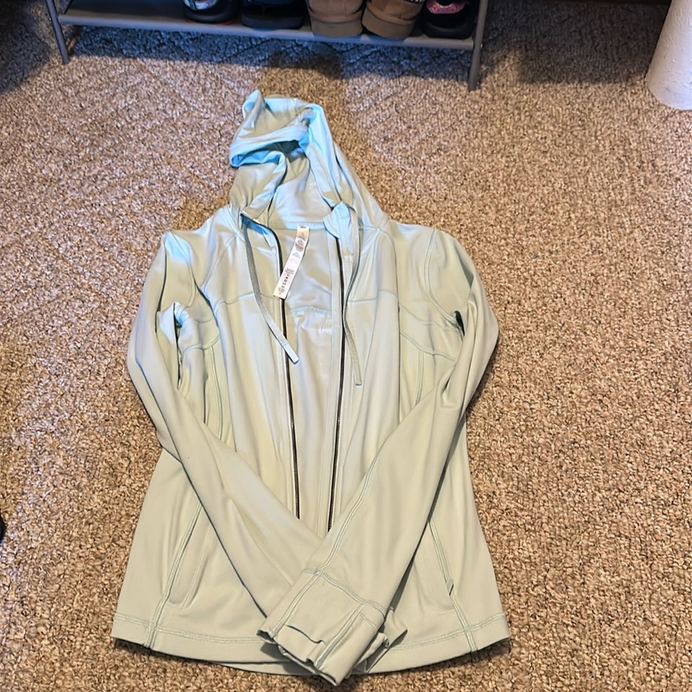 Align zip up with hood